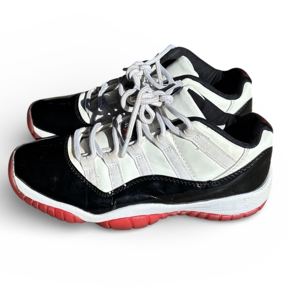 Nike Air Jordan 11 Low Retro Concord Bred Womens Size 7 Shoes (AV2187-160)